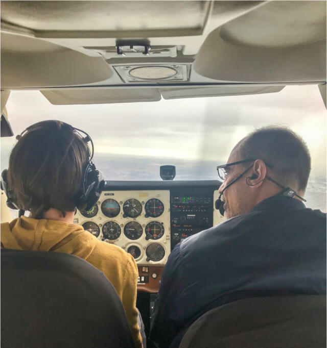 LEARN TO FLY! BOOK A T.I.F.